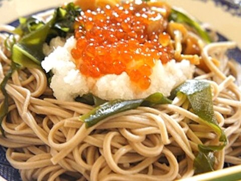 さっぱり美味しい、なめこおろし蕎麦